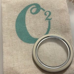 ♥️{3 for $30} 🦉Origami Owl: silver face with white enamel for round locket